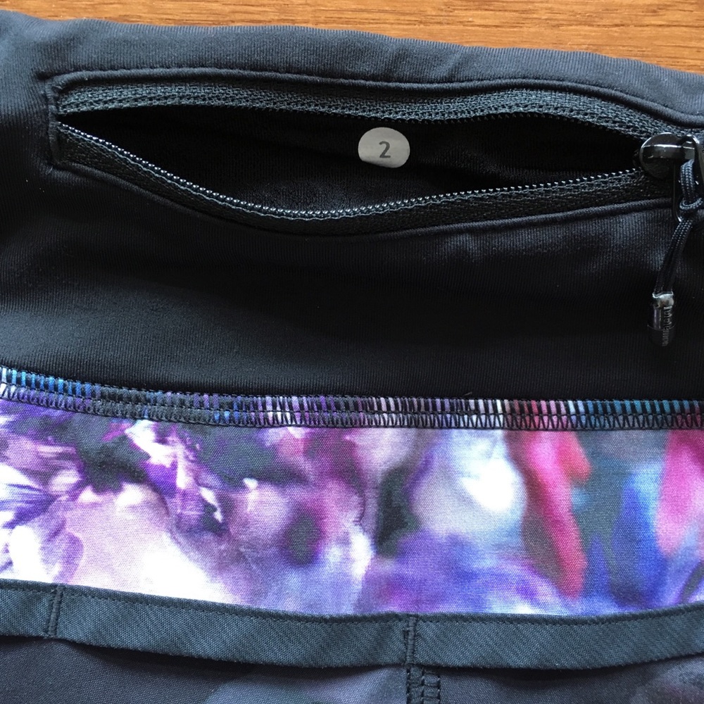 🌸Lululemon Speed Shorts-Spring Has Sprung🌸 - Picture 5 of 12